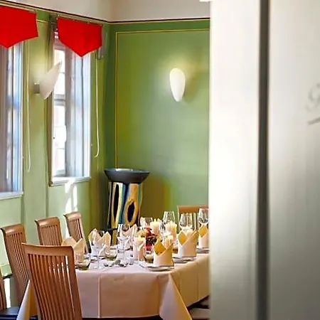 Hotel Rotes Ross Marktbergel