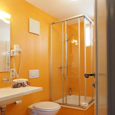 Hotel Rotes Ross 3*